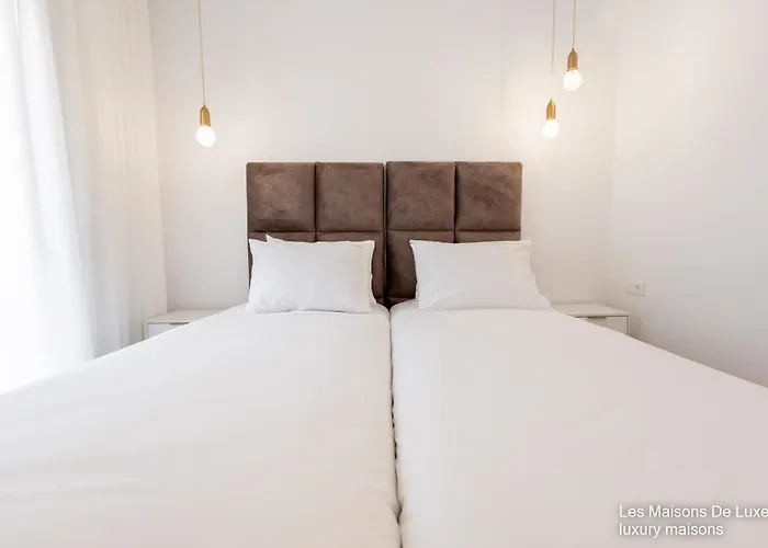 Apartamento Les Maison Deluxe Superior By Rentalspro - Halkidiki